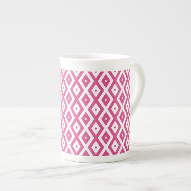 Caneca De Porcelana Padrão de diamante rosa e branco (Frente Esquerda)