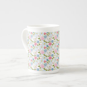 Caneca De Porcelana Padrão de Peônias Rosa 