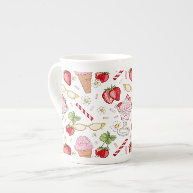 Caneca De Porcelana Padrão Sundae de Morango (Frente Esquerda)