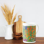 Caneca De Porcelana Petunias Asters Floral Gustav Klimt<br><div class="desc">Uma caneca de porcelana com a pintura de óleo de arte por Gustav Klimt (1862-1918),  Jardim Flor (c. 1906) ou Bauerngarten. Uma paisagem colorida de jardins de petunias,  radares e outras flores do período Art Nouveau.</div>