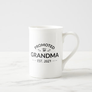 Caneca De Porcelana Promovida a Avó Est 2027 Nova Nana II