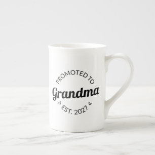 Caneca De Porcelana Promovida a Vovó Est 2027 Nova Nana Eu