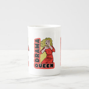 Caneca De Porcelana Rainha do Drama porque tudo me excita demais