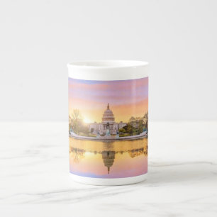 Caneca De Porcelana Reflexo do pôr do sol no edifício do Capitólio dos
