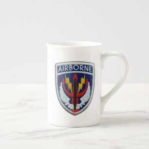 Caneca De Porcelana Remendo de veteranos de operações especiais SOCCEN
