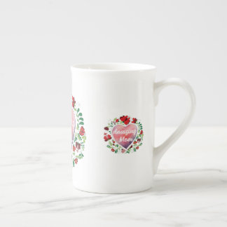 Caneca De Porcelana Roteiro Caligráfico Dia das Mães Incrível