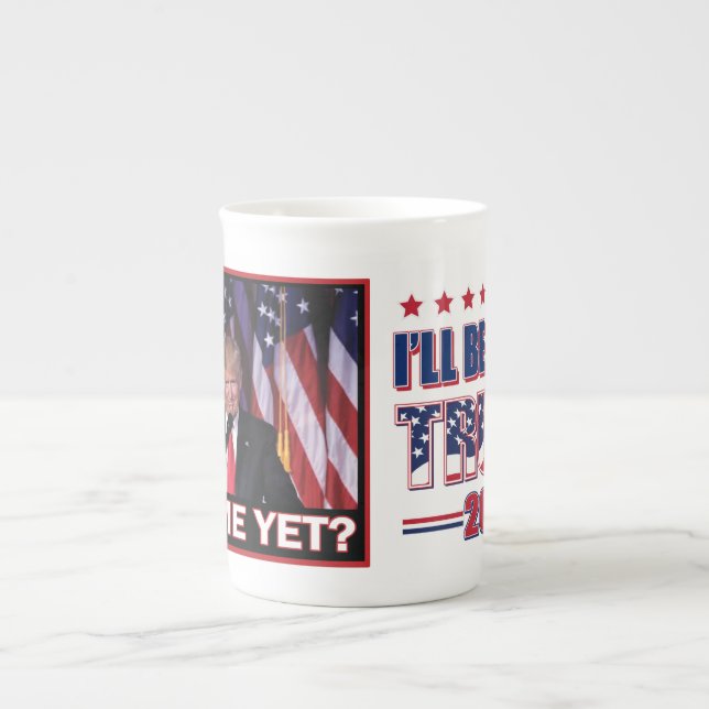 Caneca De Porcelana Senhorita Mim Ainda - Presidente Trump (Frente)
