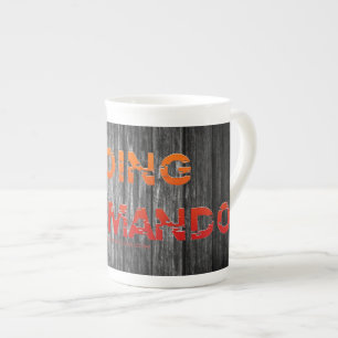 Caneca De Porcelana SlipperyJoe está indo Comando carta laranja vermel
