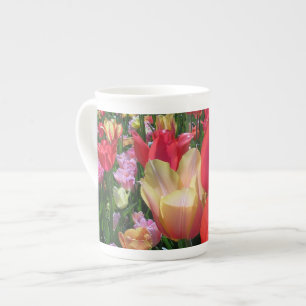 Caneca De Porcelana Tulipas do primavera