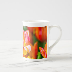 Caneca De Porcelana Tulipas Encantando 17