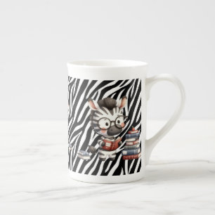 Caneca De Porcelana Zebra Lendo Livros.
