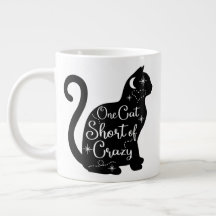Caneca de tamanho grande com "Um gato com pouca lo