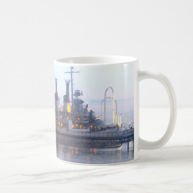 Caneca de USS Kidd (Direita)