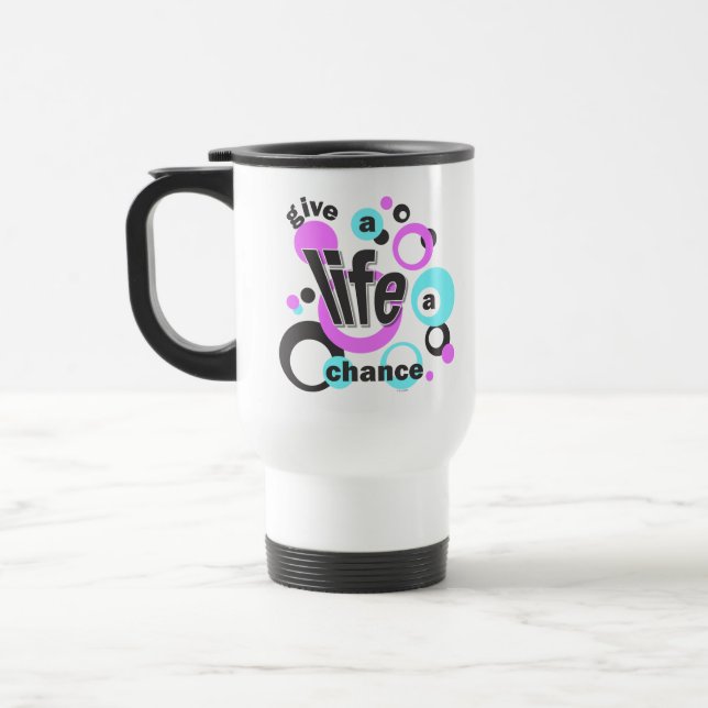 Caneca de viagem com uma mensagem pró-vida. (Esquerda)