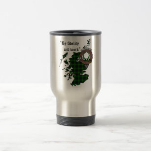 Caneca de viagem do crachá do clã de MacArthur