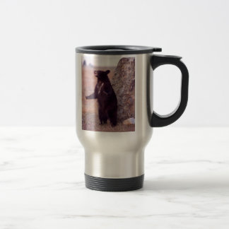 caneca de viagem do filhote de urso preto