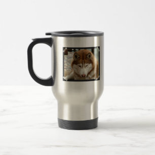 Caneca de viagem do rouco de Brown