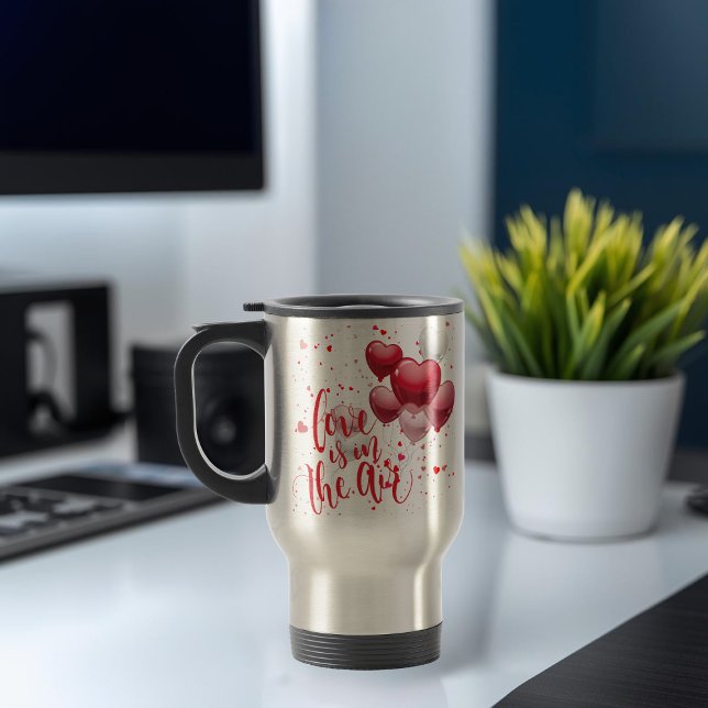 Caneca de Viagem Personalizada Amor Está No Ar (Criador carregado)