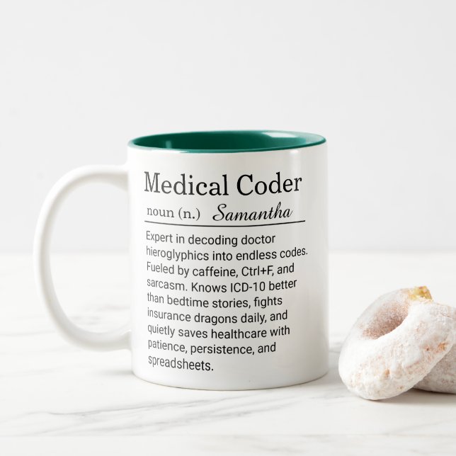 Caneca Definição Engraçada de Codificador Médico Personal (Com Donut)