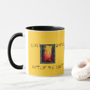Caneca Deixando A Escuridão Entrar Na Luz