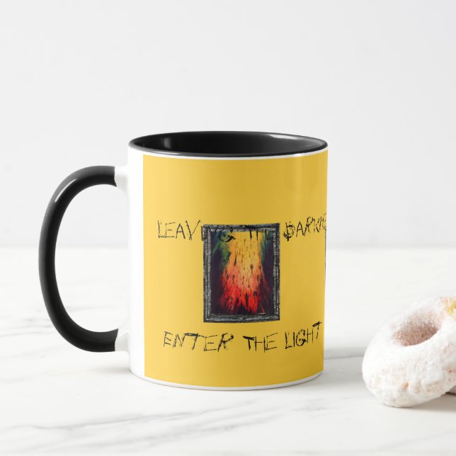 Caneca Deixando A Escuridão Entrar Na Luz (Com Donut)
