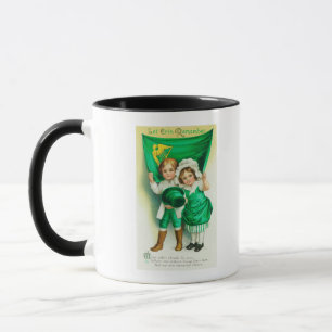 Caneca Deixe Erin recordar o casal guardarar uma bandeira