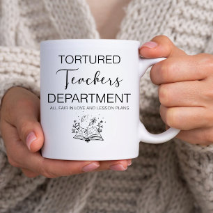 Caneca Departamento de Professores Torturados, na minha E