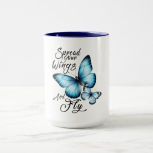 Caneca Design de Borboleta Azul com Voo Inspirador