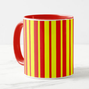 Caneca Design de faixas vermelhas e amarelas