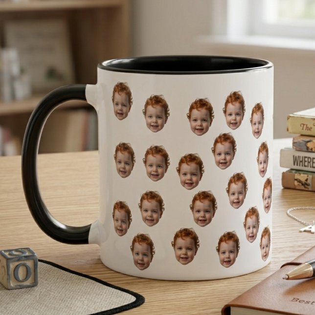 Caneca Design de padrão de foto de rosto de bebê fofo e d (Criador carregado)