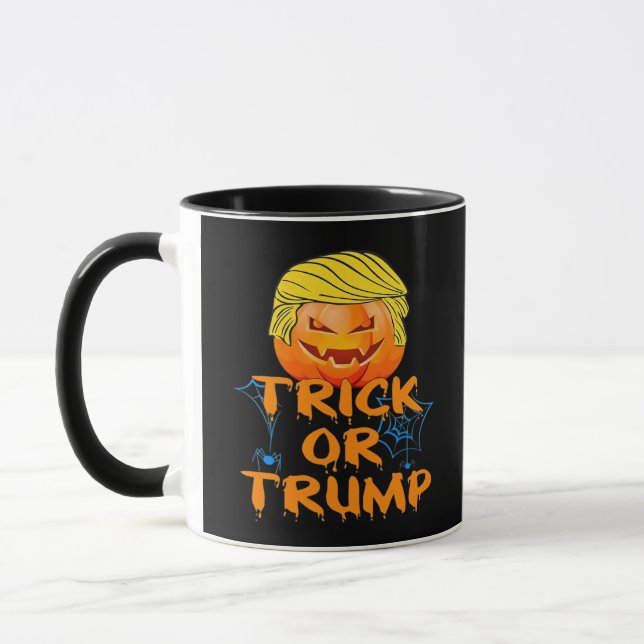 Caneca Design De Trumpkin Engraçado Para O Dia Das Bruxas (Esquerda)