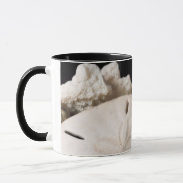 Caneca Detalhe De Conchas Do Mundo Todo (Esquerda)