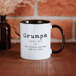 Caneca Dicionário Bonito Avô Avô Gift<br><div class="desc">Esta caneca de café cerâmica apresenta um estilo de definição de dicionário bonito com o termo "grumpa - como uma vovó normal,  só grumpier". Esta caneca faz o presente perfeito para o seu avô ou como presente para o vovô das crianças.</div>