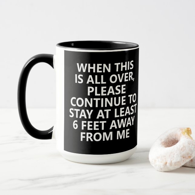 Caneca Distância social Introduz o Humor (Com Donut)