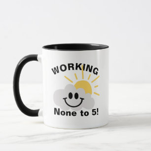 Caneca Divertida de Aposentadoria - Trabalhando de