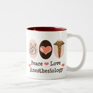 Caneca do Anesthesiology do amor da paz