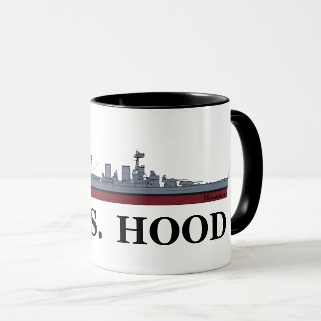Caneca do Cruzador de Batalha Hood (Frente Esquerda)