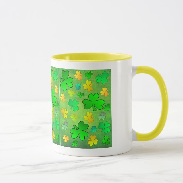 Caneca do Dia de São Patrício com Trevos (Direita)