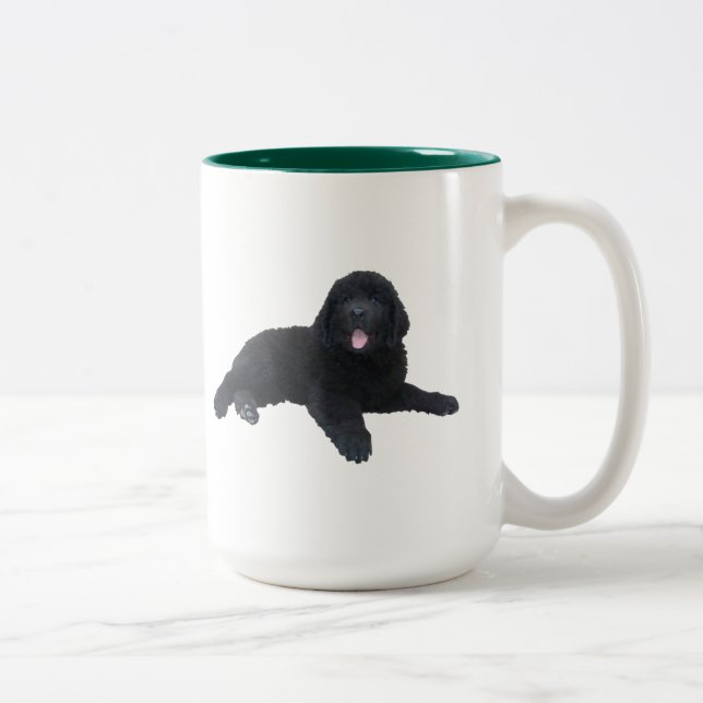 Caneca do filhote de cachorro de Terra Nova (Direita)