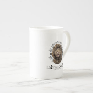 Caneca do Labradoodle da vida melhor