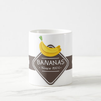 Caneca do logotipo das BANANAS