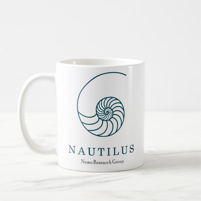 Caneca do nautilus de Envio do capitão Nemo (Esquerda)