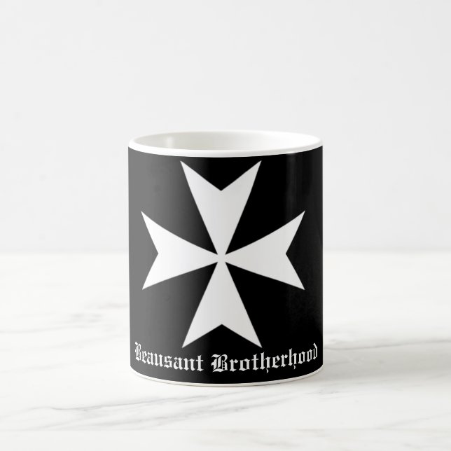 Caneca do preto da fraternidade de Hospitaller (Centro)