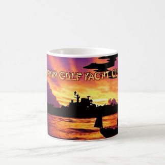 Caneca do yacht club do golfo de Tonkin