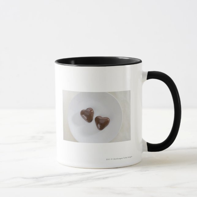 Caneca Doces de chocolate dados forma coração em uma (Direita)