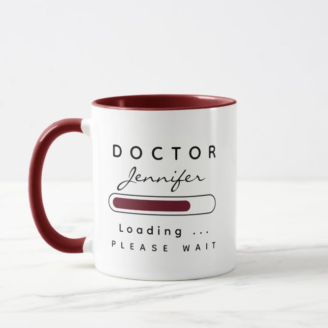 Caneca DOCTOR [Nome] Carregando Castanho e Branco (Esquerda)