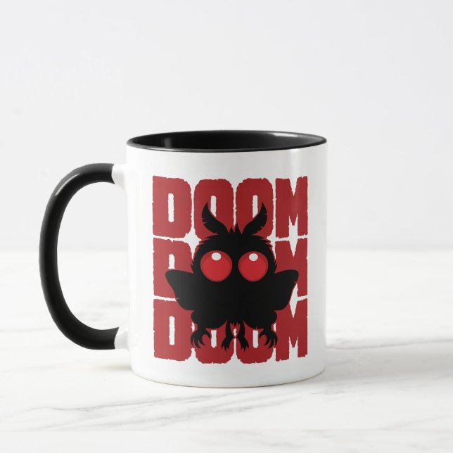 Caneca DOOM DOOM DOOM Kawaii Mothman Críptido (Esquerda)