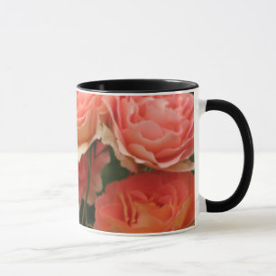 Caneca dos rosas do pêssego