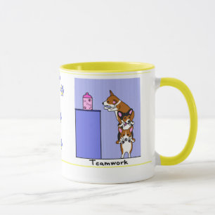 Caneca dos trabalhos em equipe do Corgi