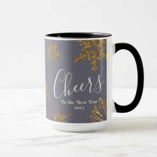 Caneca Dourada neve derrete torcida ao Ano Novo